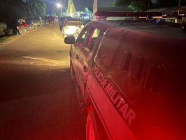 Vizinhos acionam a polícia e mãe acaba presa suspeita de deixar crianças trancadas em casa no Acre