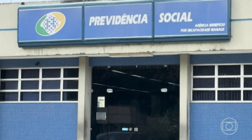 A um mês das eleições, Lula marca evento no Planalto nesta quinta para anunciar fim da fila do INSS